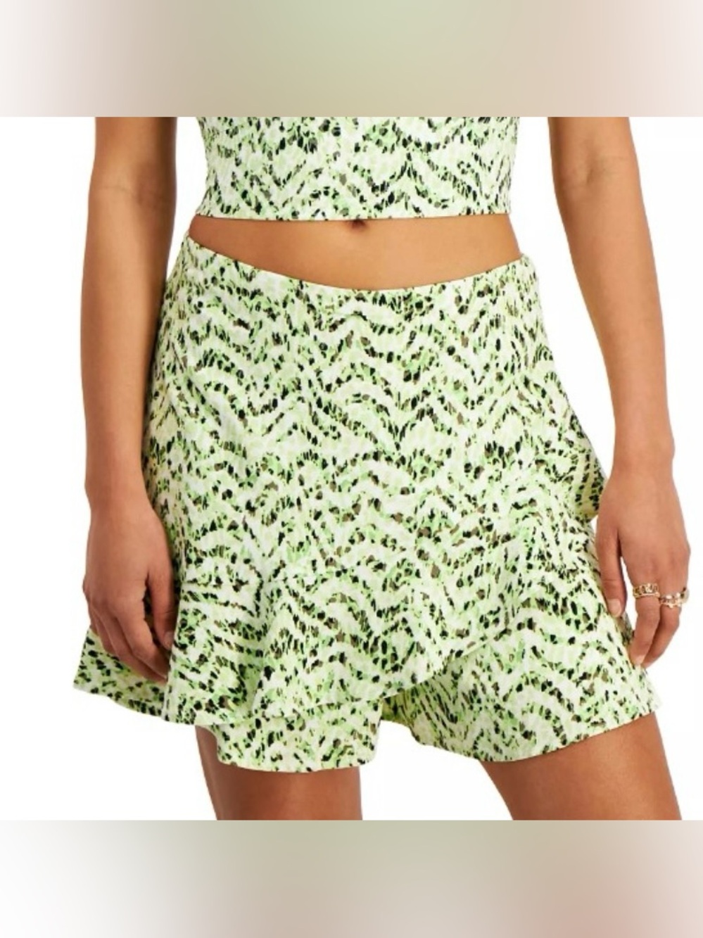 Bar III Light Green Printed Shorts Size 12